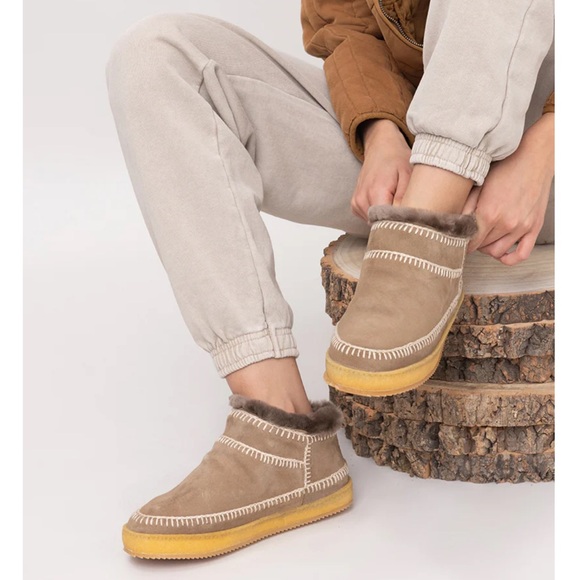 Anthropologie NWT Nyuki Low Natural crochet  Suede Laidback London Ankle Boot🙏 - Picture 1 of 14